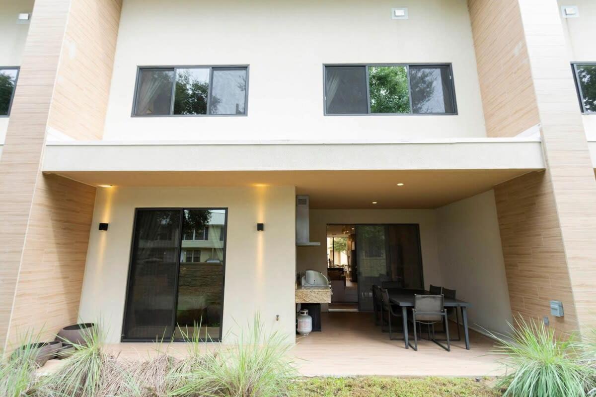 Stunning 4 Bd Close To Disney @ Magic Village Resort 7537 Орландо Екстериор снимка